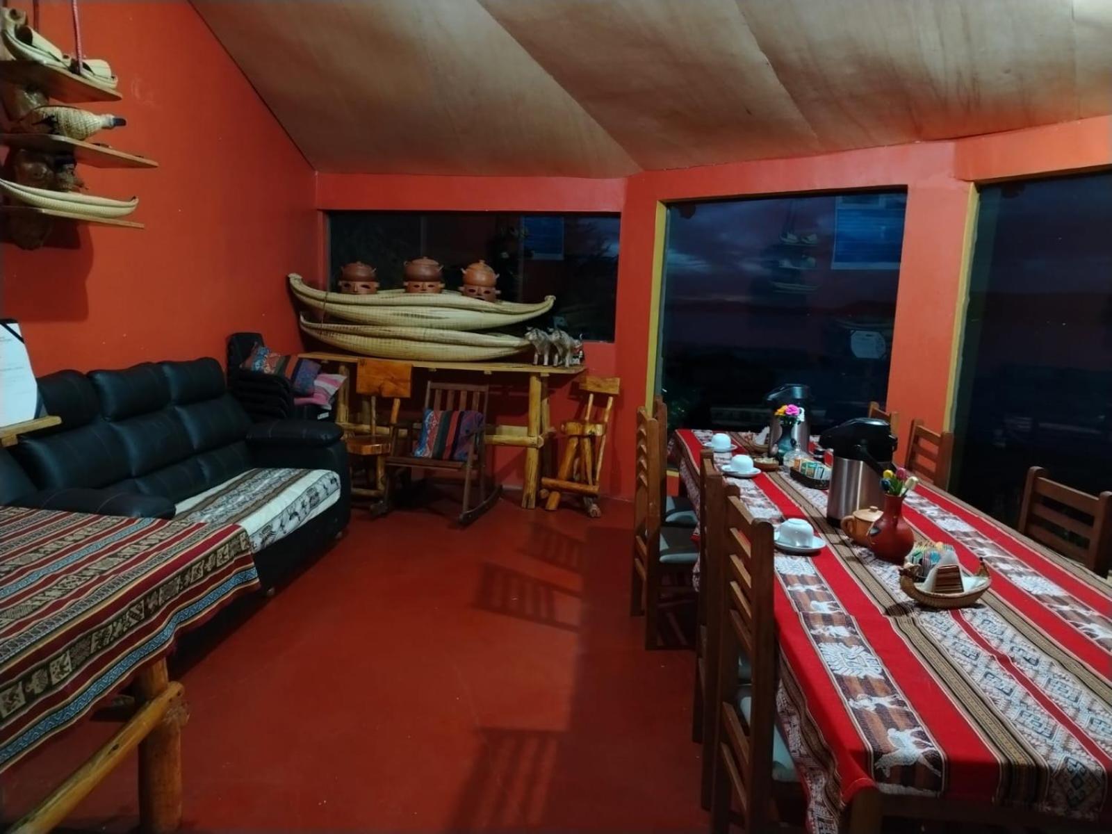 Luquina Utama Lodge Εξωτερικό φωτογραφία
